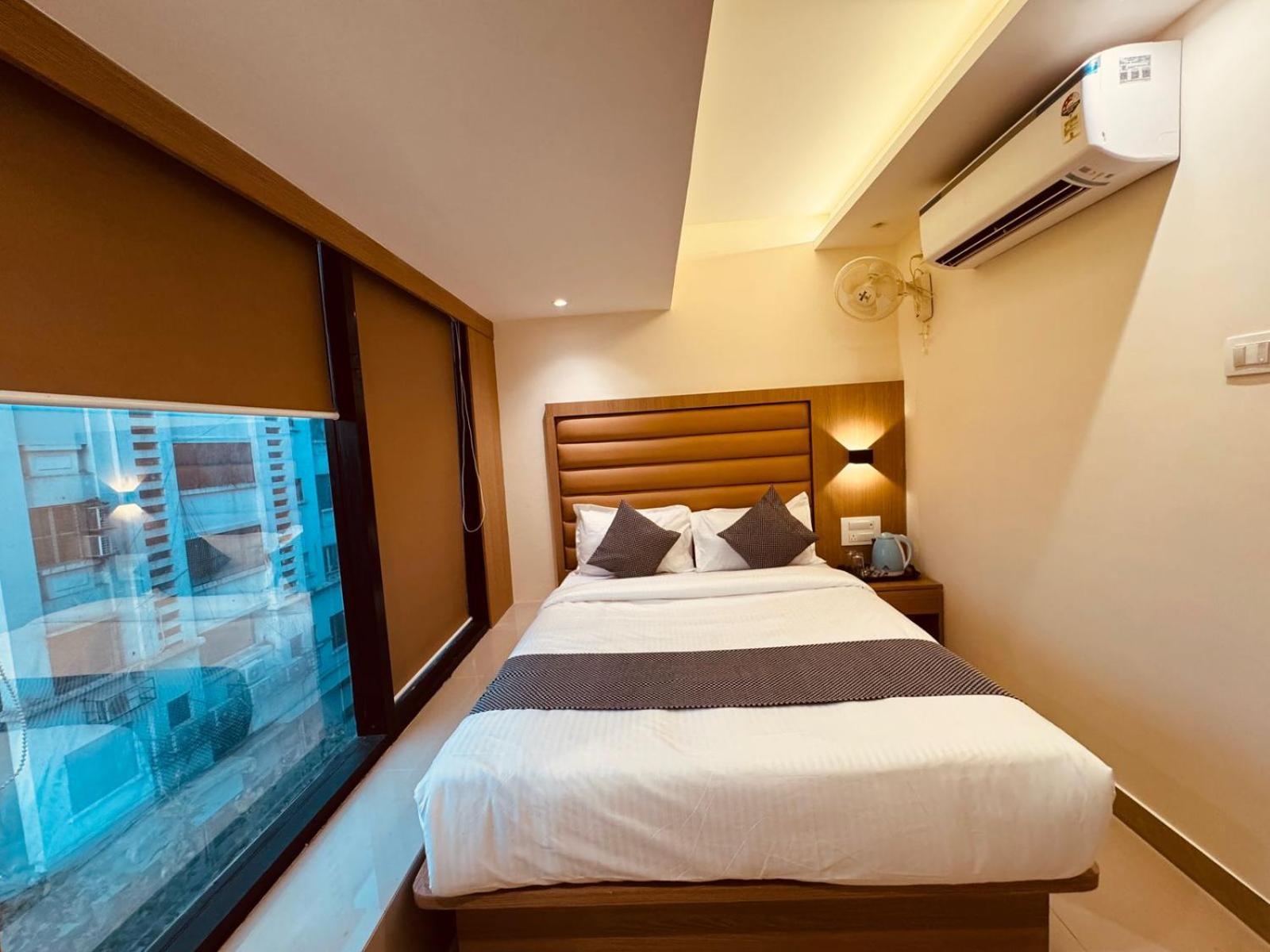 Cliff Garden 2* Mumbai (Bombay)